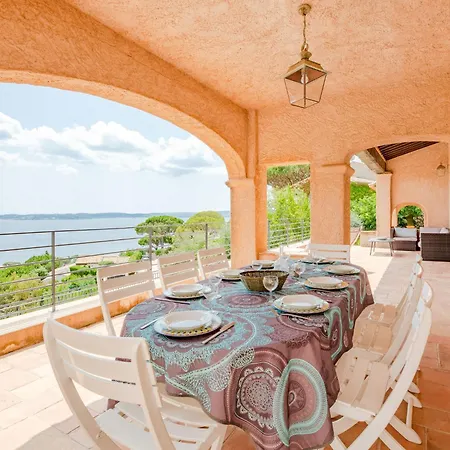 וילה La Sianne By Interhome סן-מקסים