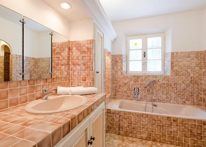 ヴィラ La Sianne By Interhome サント・マキシム